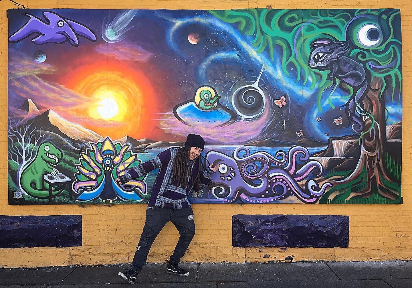 Mad Planet mural (2020)