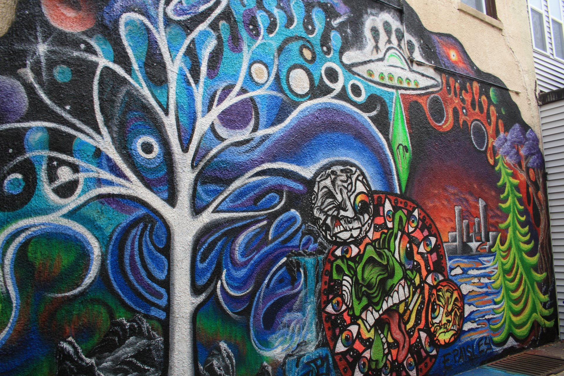 Miramar Theater mural (2019)